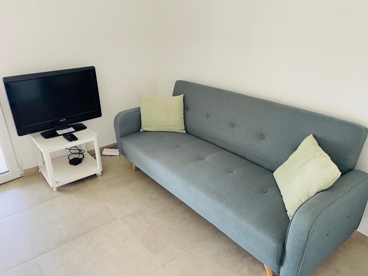 Central Apartment , Free Parking Locarno Exteriör bild